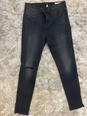 rag & bone Washed Black Skinny Jeans with Knee Distress